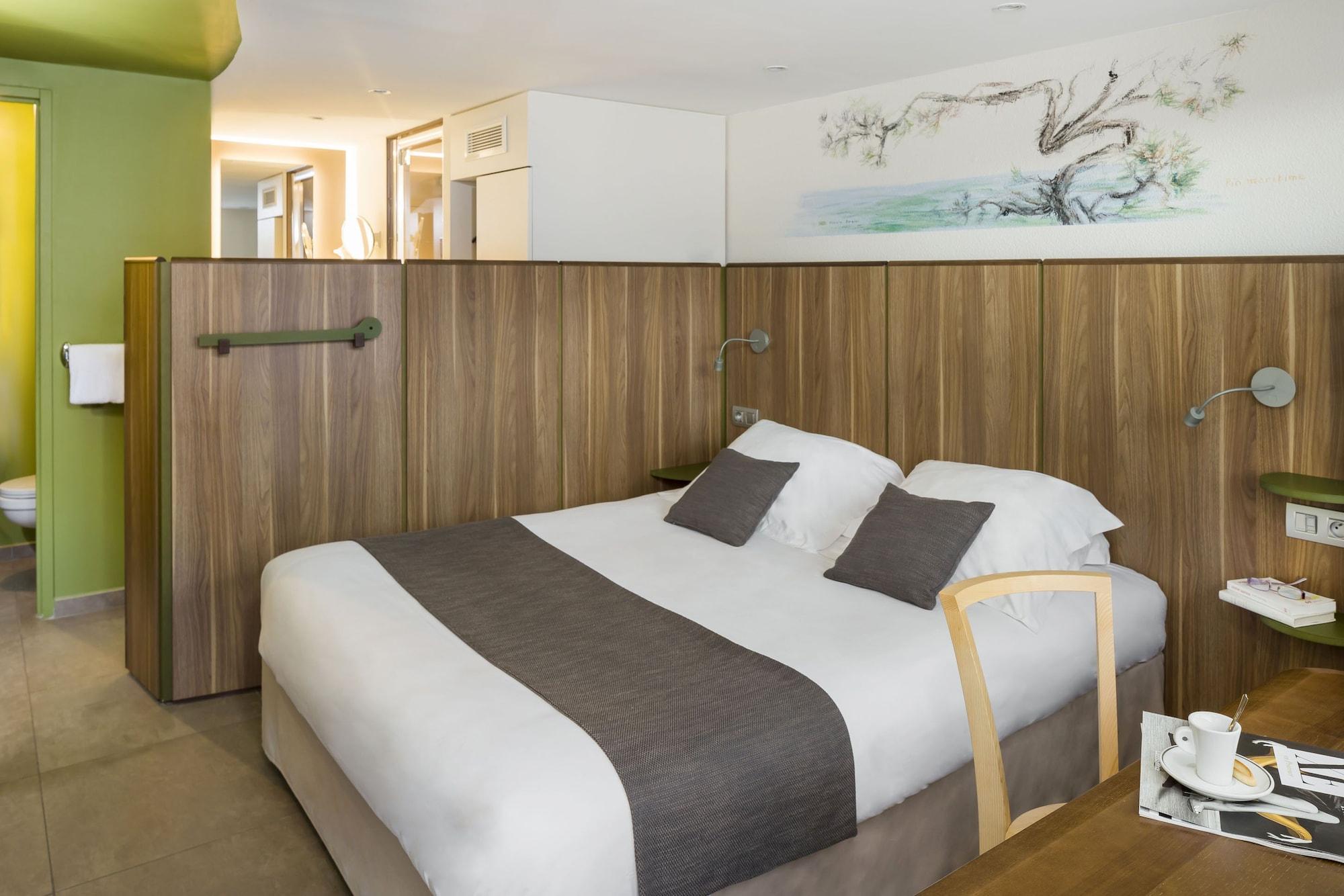 Terre De Provence Hotel & Spa Le Pontet  Exteriör bild