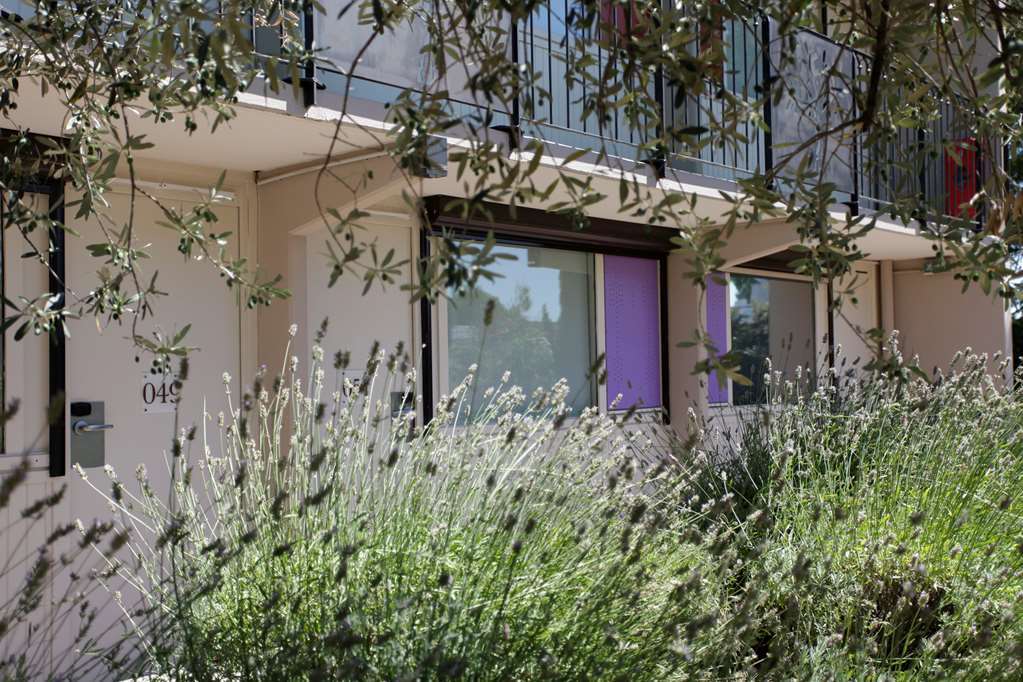Terre De Provence Hotel & Spa Le Pontet  Exteriör bild